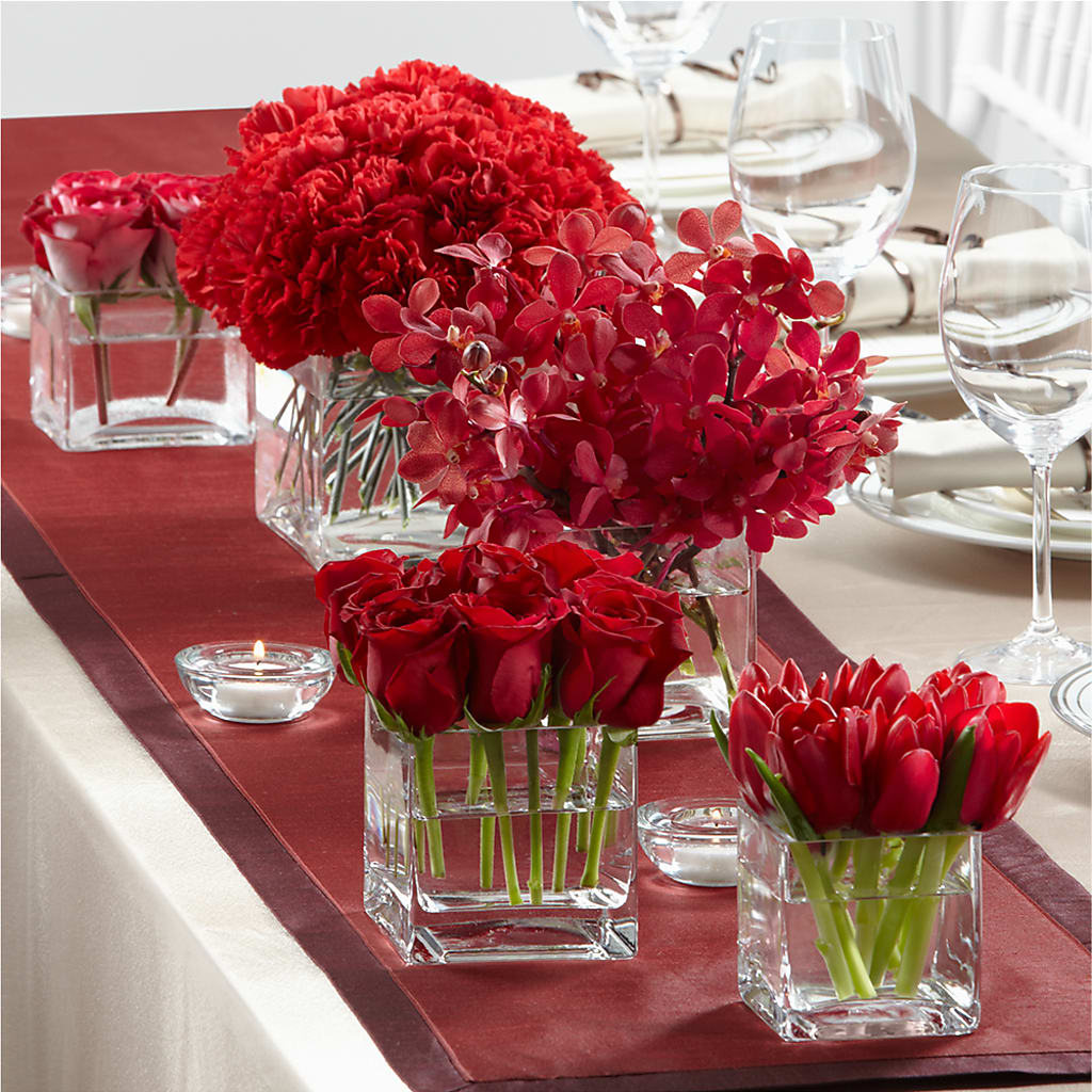 Modern Grace Centerpiece – Flowers By Louise, Wasilla AK