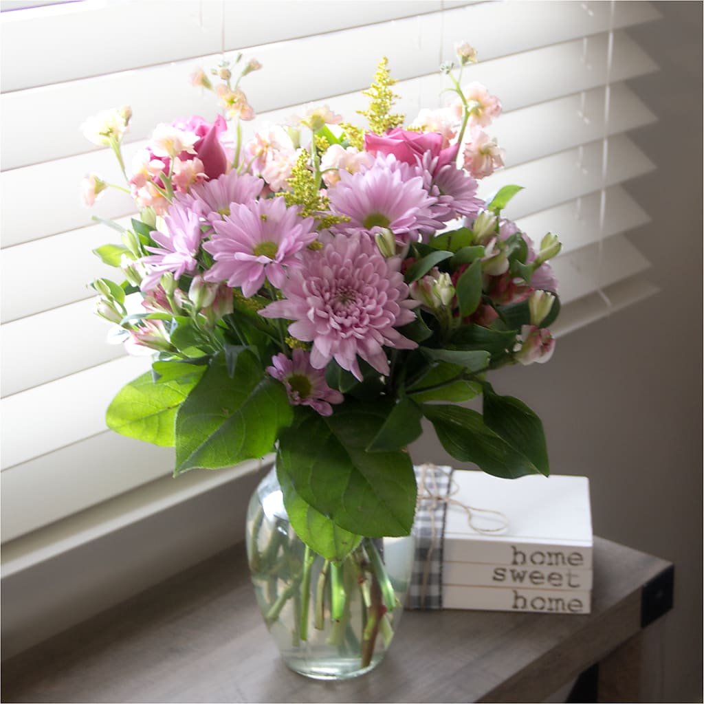 Pastel Tradition - A Florist Original –  Flowers By Louise, Wasilla AK